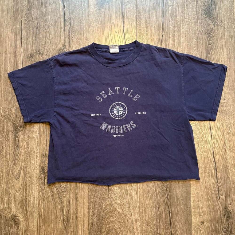 Vintage 2001 Seattle Mariners Graphic Crop T-Shirt